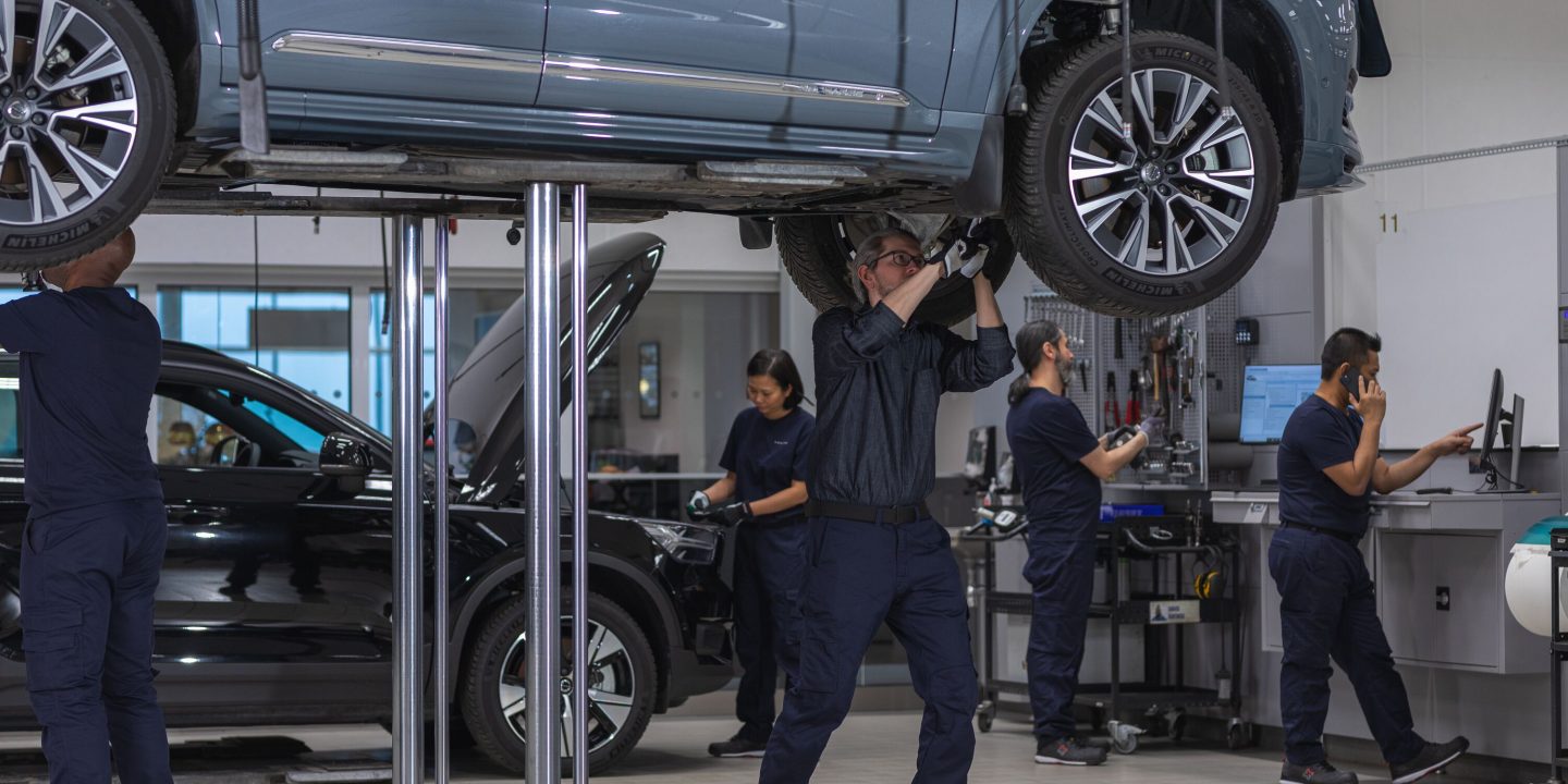 Volvo-full service dealership