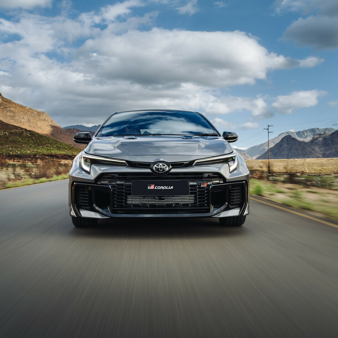 TOYOTA GR COROLLA